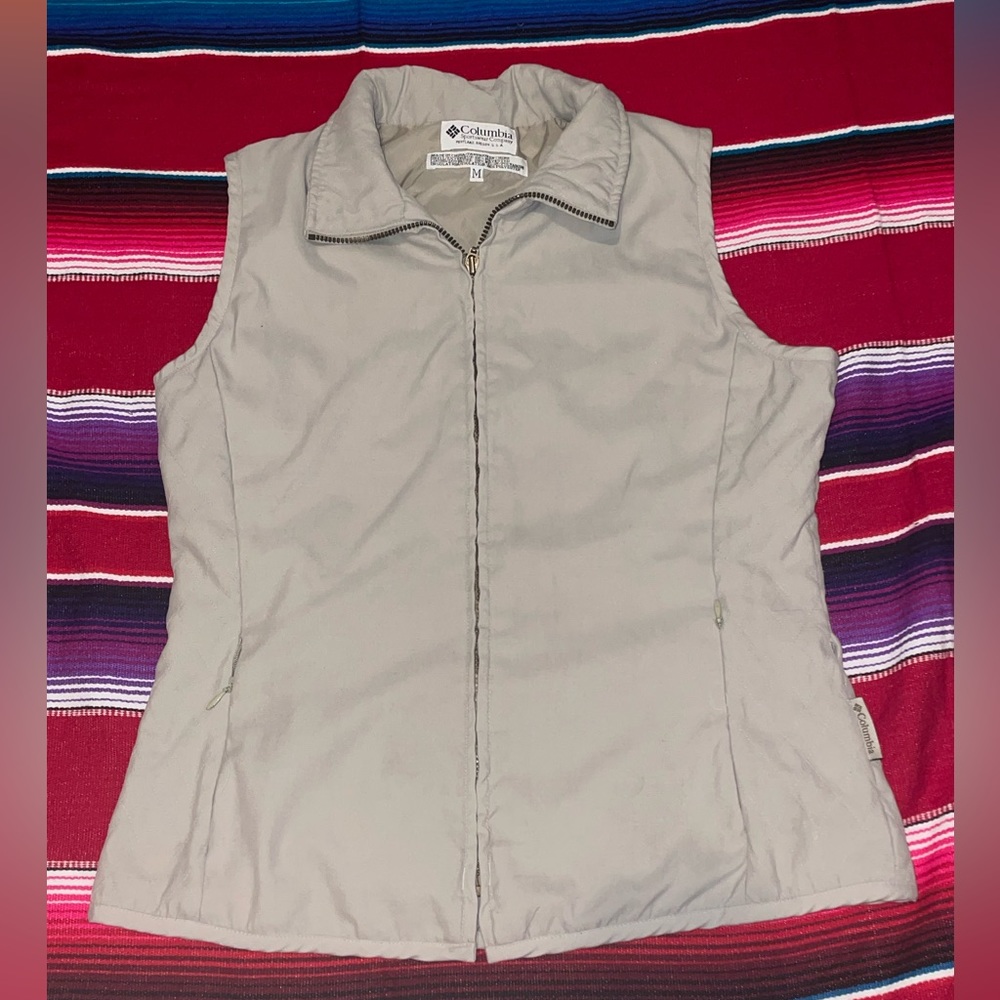 Columbia Creme Vest